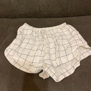 White brandy Melville shorts
